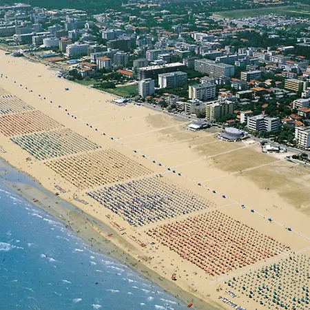 Beachfront Modern Flat With Sea View Lejlighed Bibione