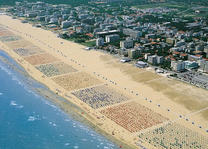 Beachfront Modern Flat With Sea View Appartement Bibione